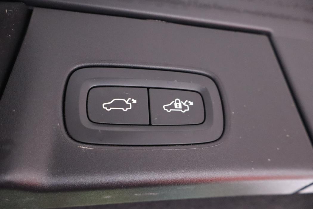 VOLVO V90 2020