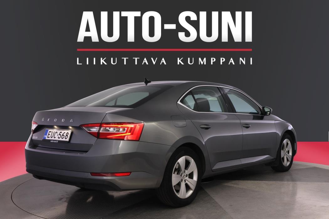 SKODA Superb 2022
