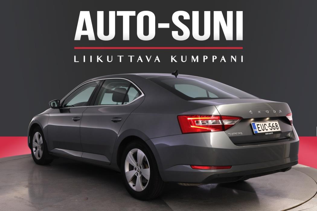 SKODA Superb 2022