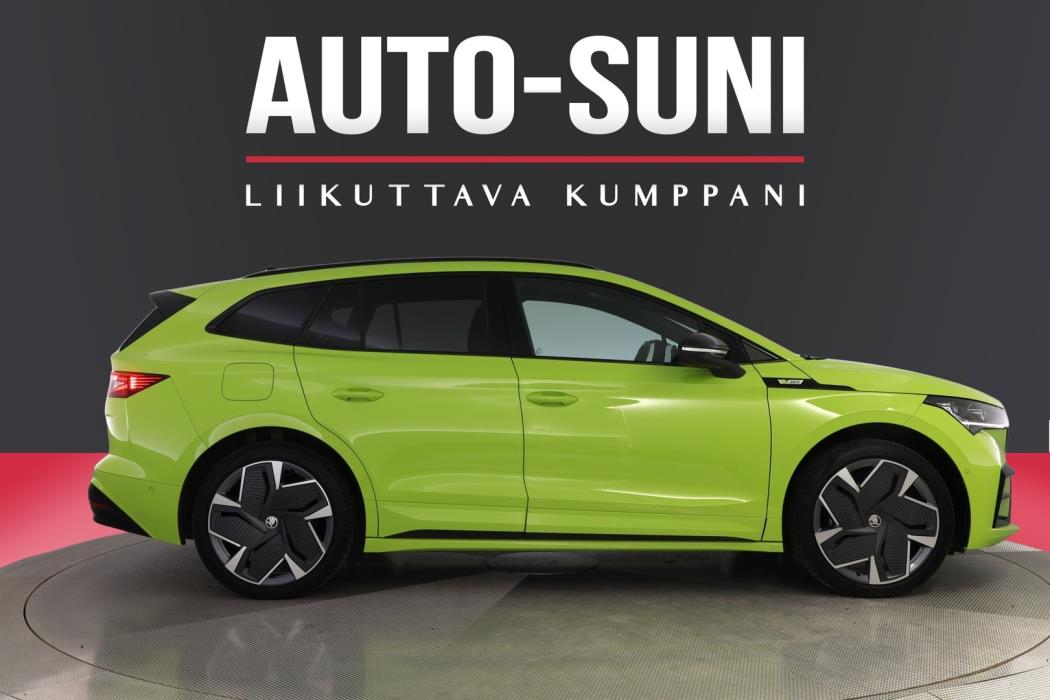 SKODA Enyaq 2025