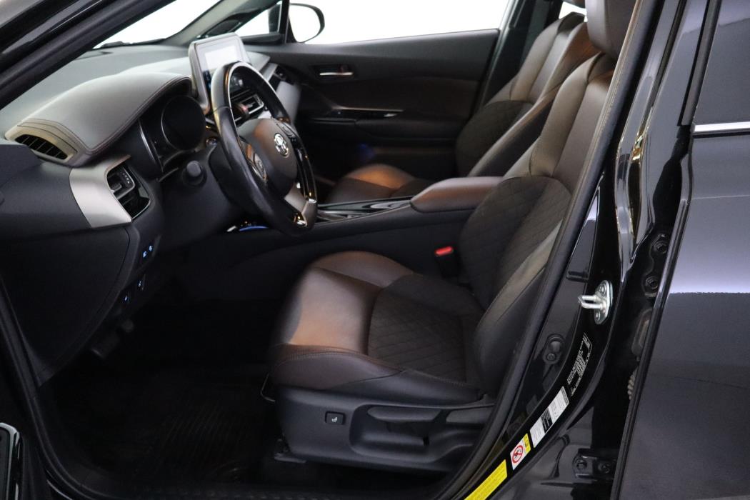 TOYOTA C-HR 2018