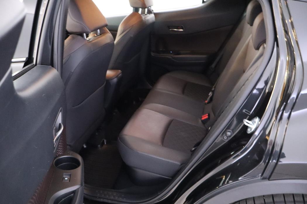 TOYOTA C-HR 2018
