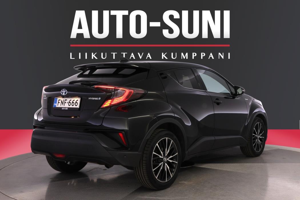 TOYOTA C-HR 2018
