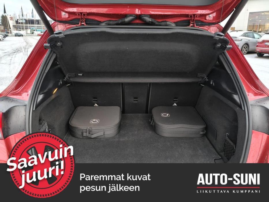 MERCEDES-BENZ EQA 2023