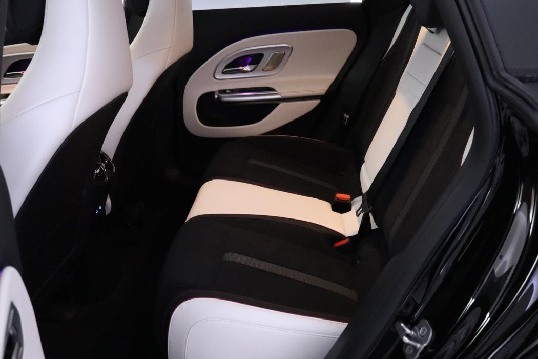 MERCEDES-BENZ CLA 2026