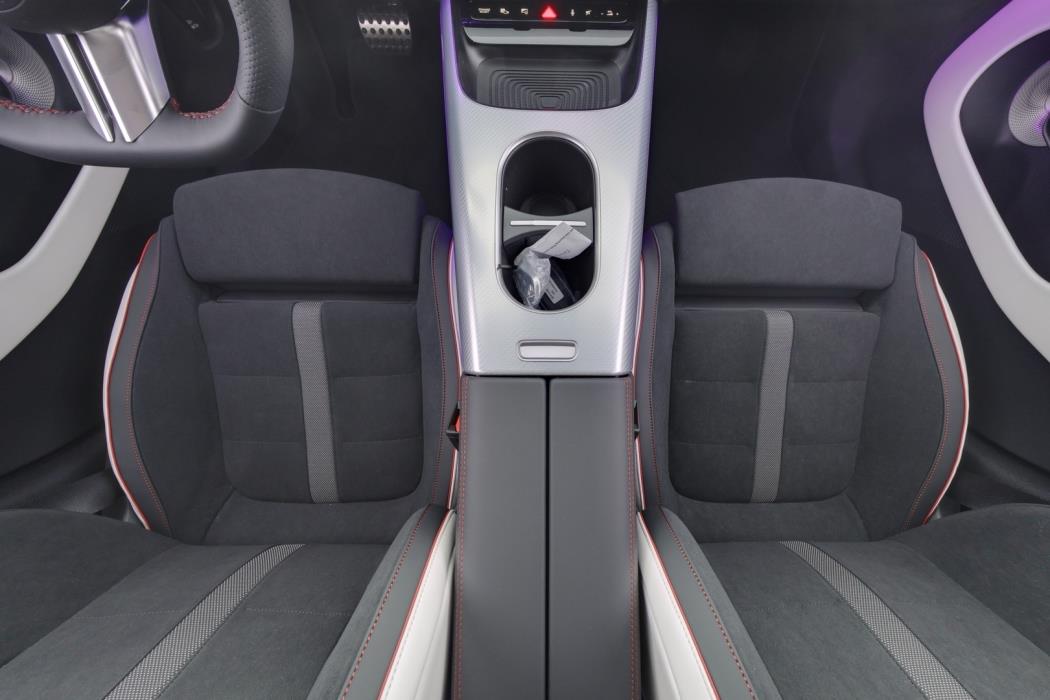 MERCEDES-BENZ CLA 2026