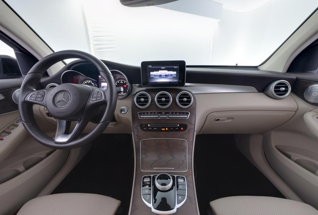 MERCEDES-BENZ GLC 2018