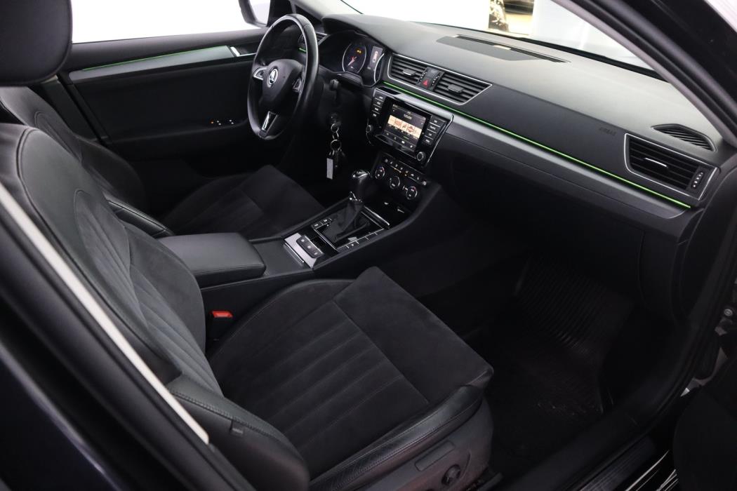 SKODA Superb 2016