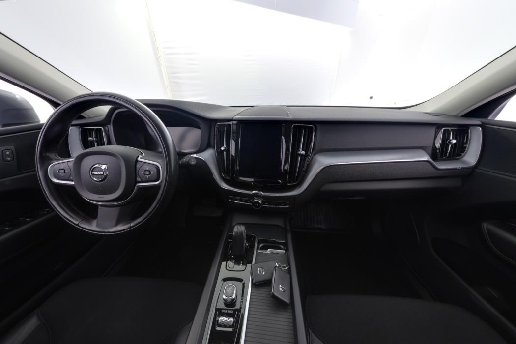 VOLVO XC60 2019