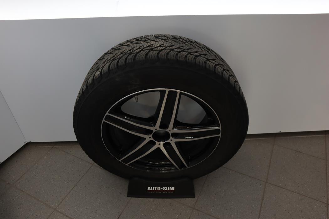 MERCEDES-BENZ GLC 2020
