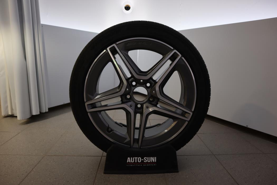 MERCEDES-BENZ A 2020