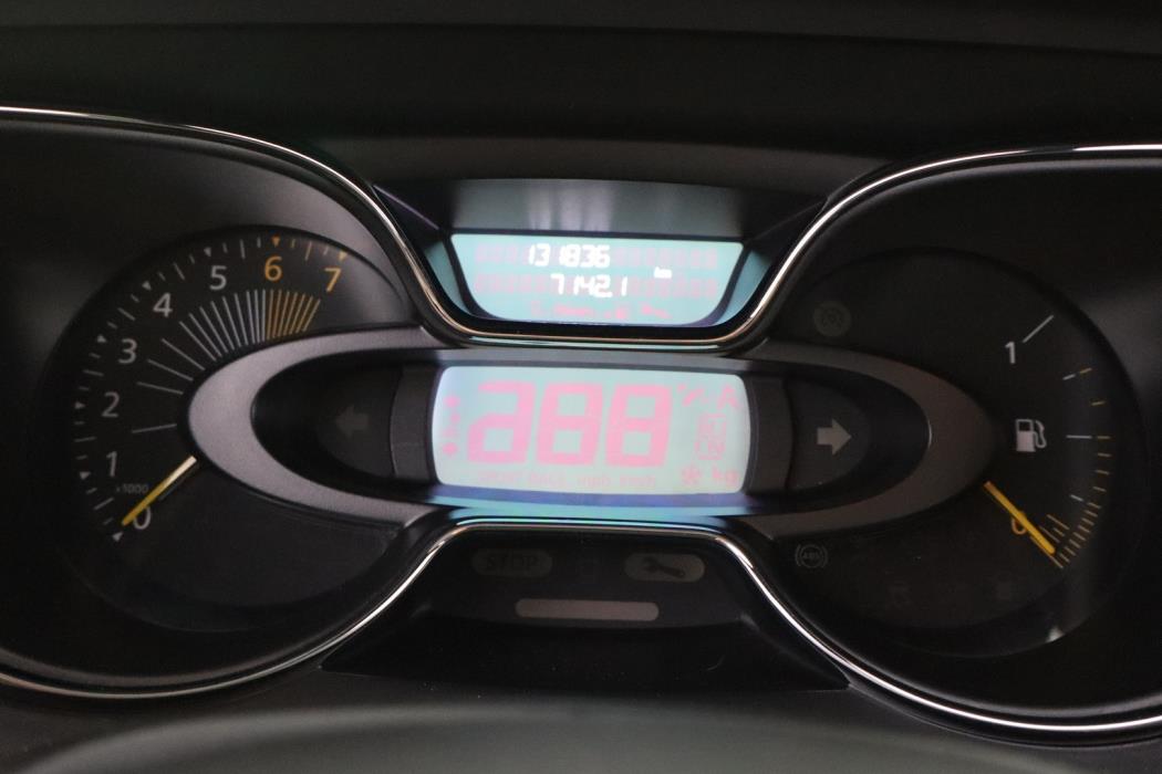 RENAULT Captur 2014