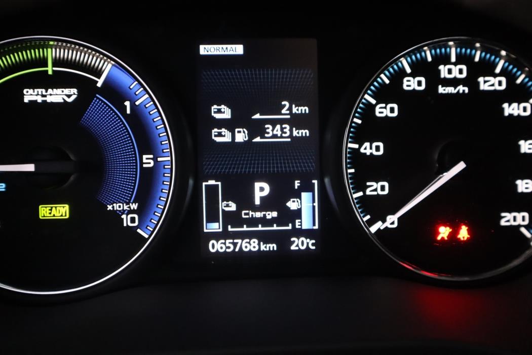 MITSUBISHI Outlander PHEV 2019