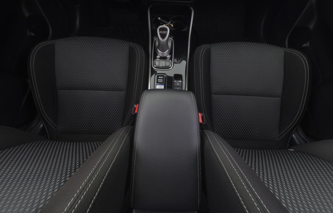 MITSUBISHI Outlander PHEV 2019