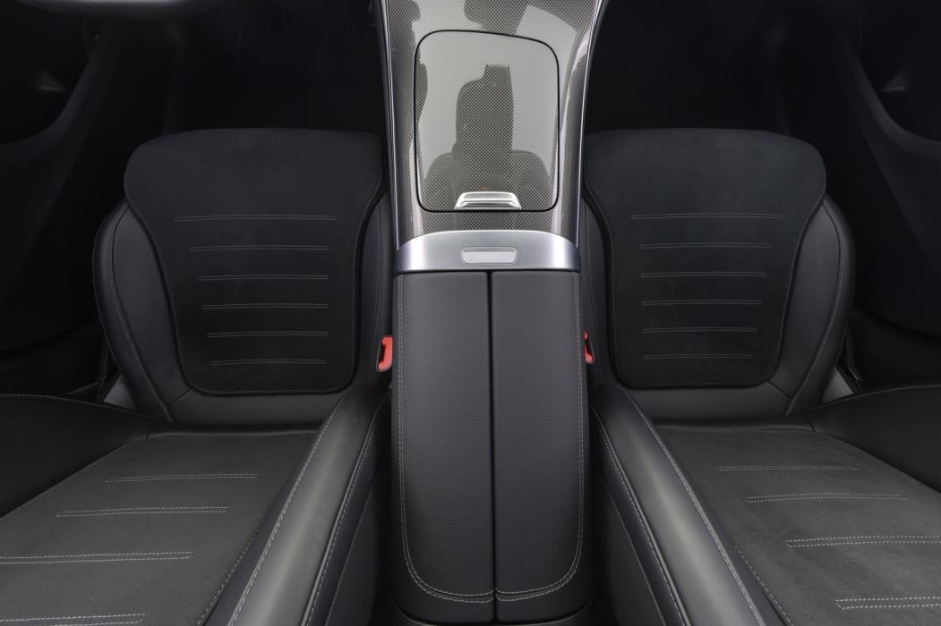 MERCEDES-BENZ GLC 2023