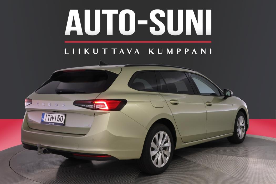 SKODA Superb 2025