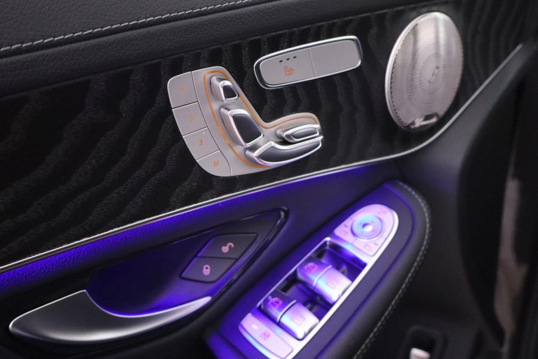 MERCEDES-BENZ GLC 2020