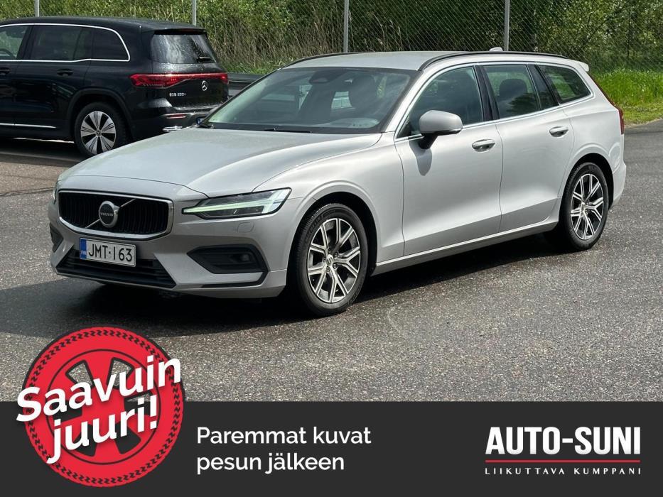 VOLVO V60 2023