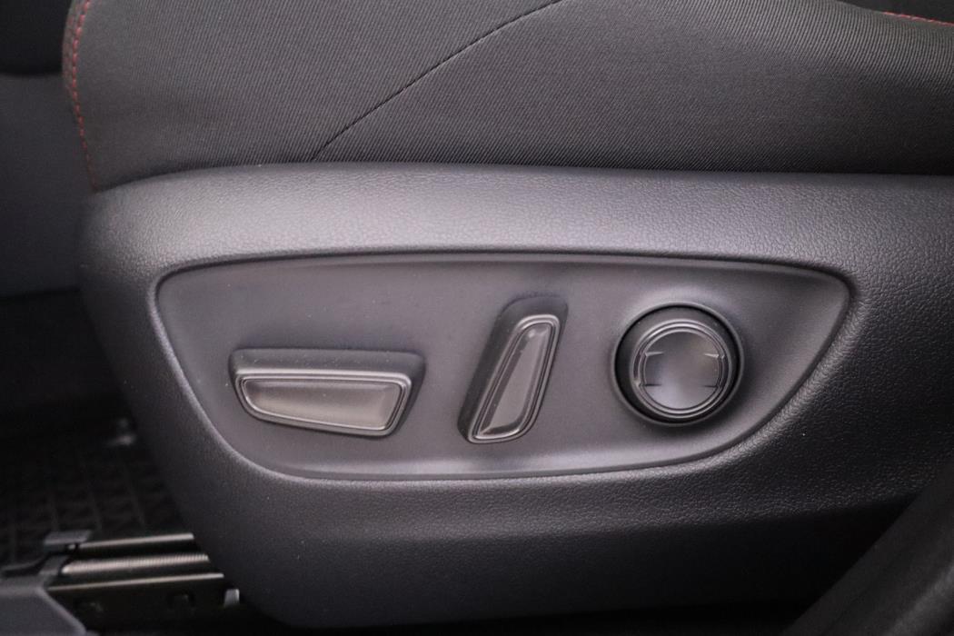 TOYOTA RAV4 Plug-in 2025