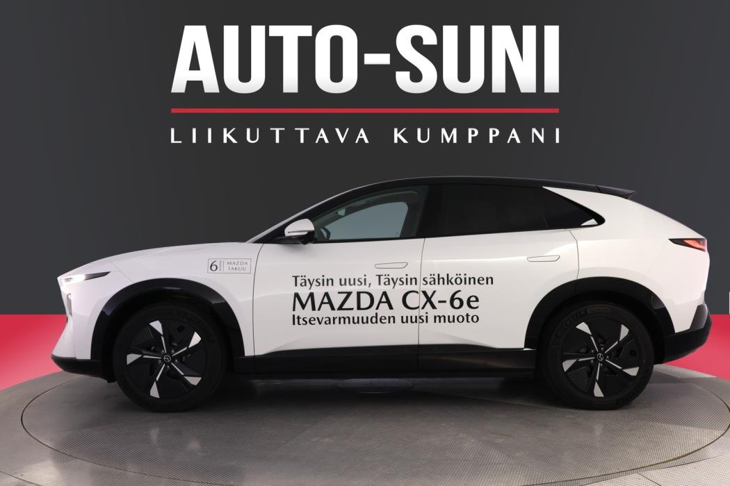 MAZDA CX-6e 2026