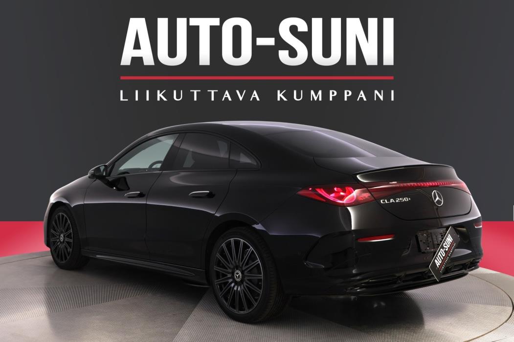 MERCEDES-BENZ CLA 2025