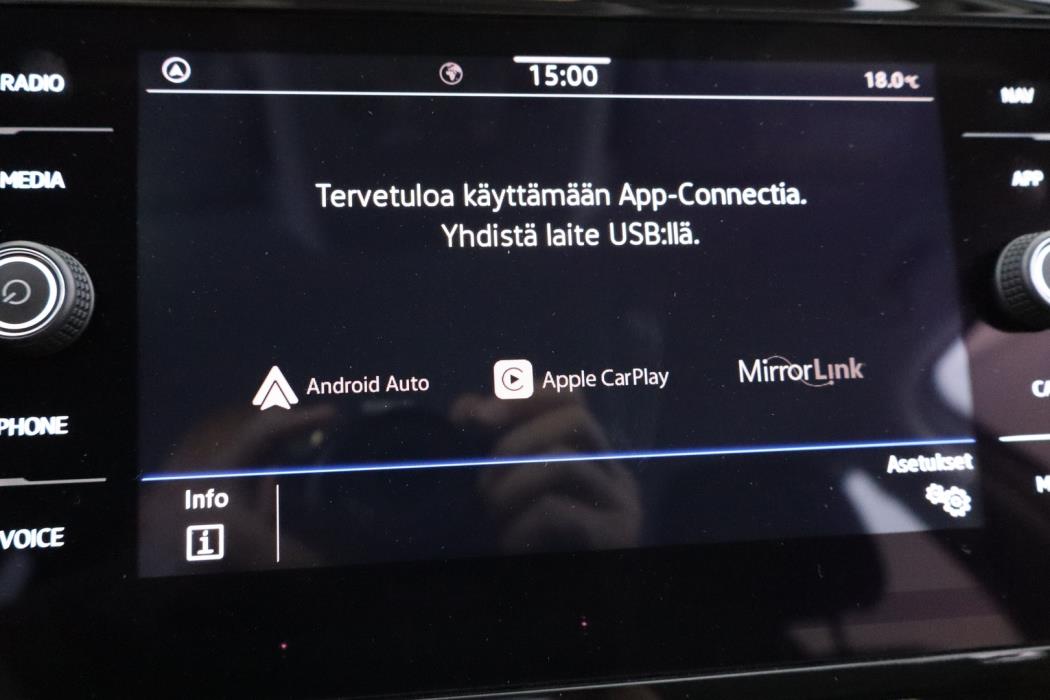 VOLKSWAGEN Passat 2019