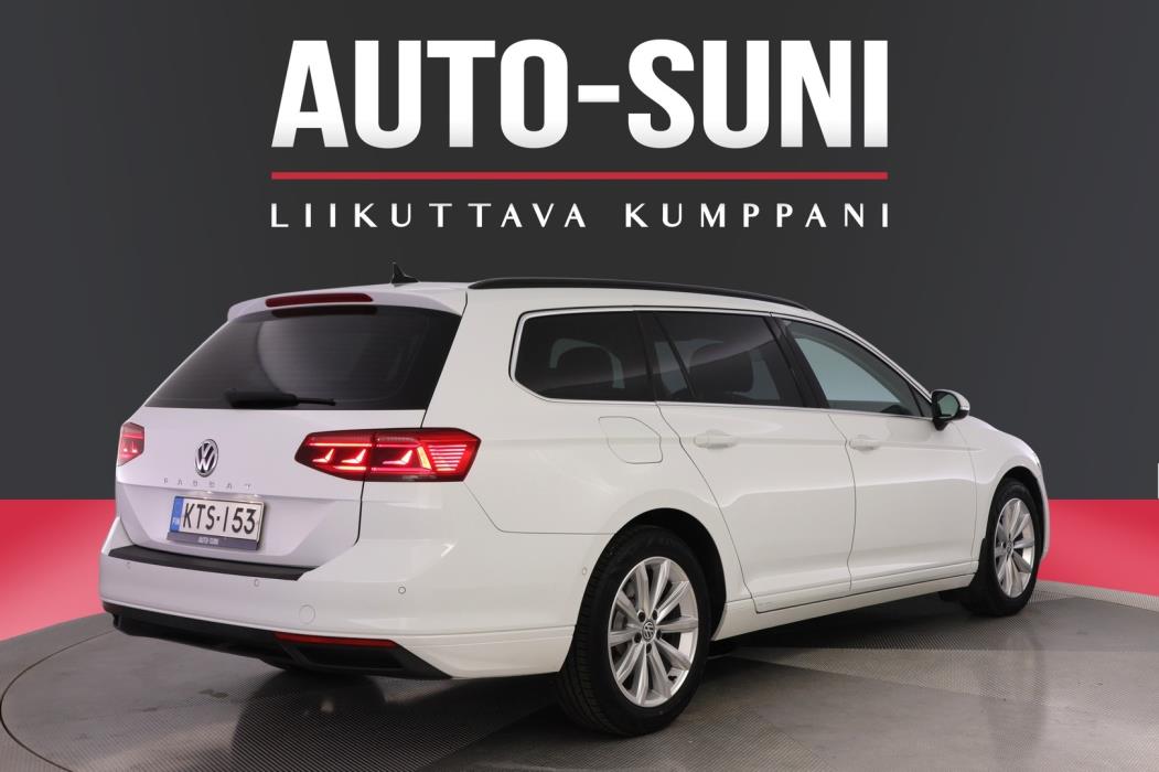 VOLKSWAGEN Passat 2019