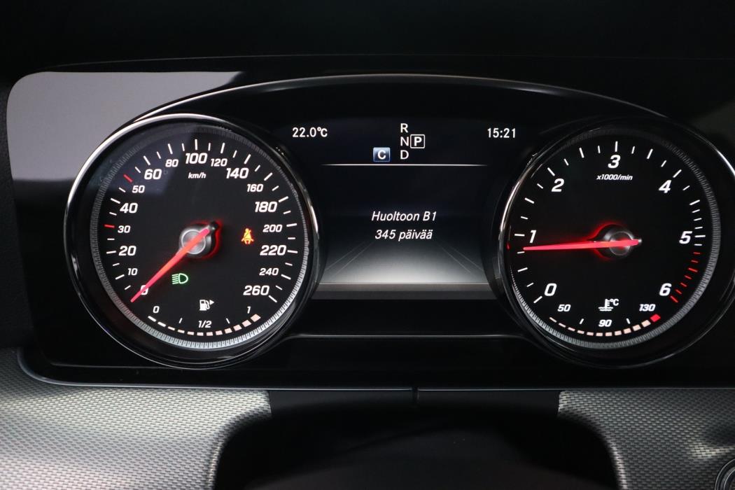 MERCEDES-BENZ E 2017