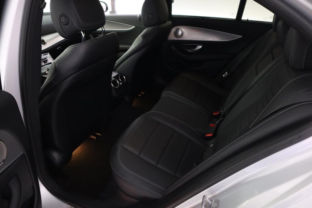 MERCEDES-BENZ E 2017