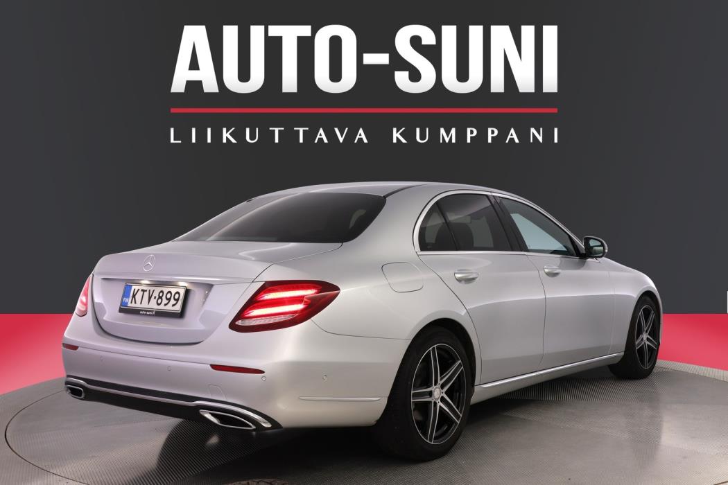 MERCEDES-BENZ E 2017