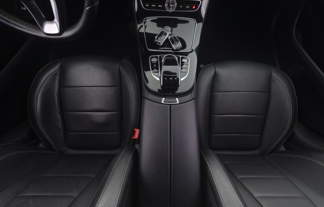 MERCEDES-BENZ E 2017