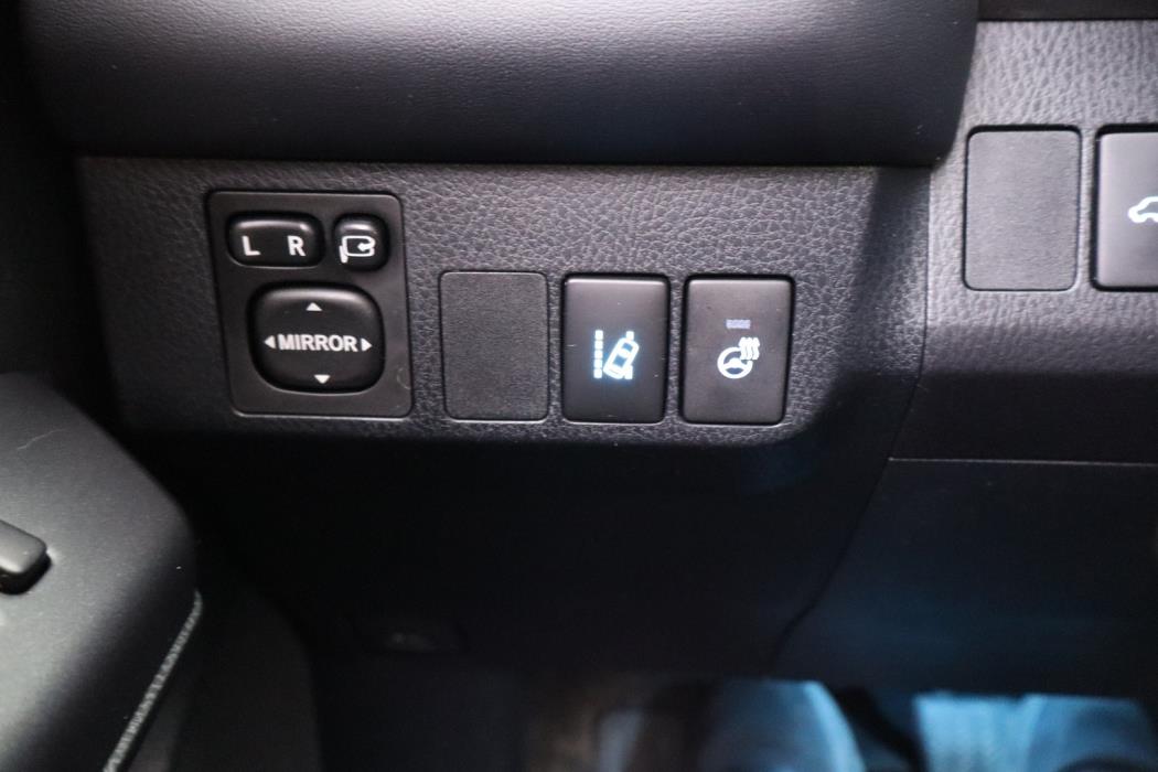 TOYOTA RAV4 2018