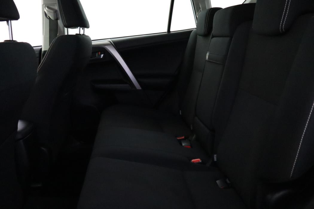 TOYOTA RAV4 2018