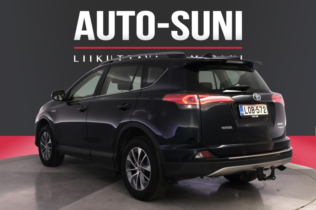 TOYOTA RAV4 2018