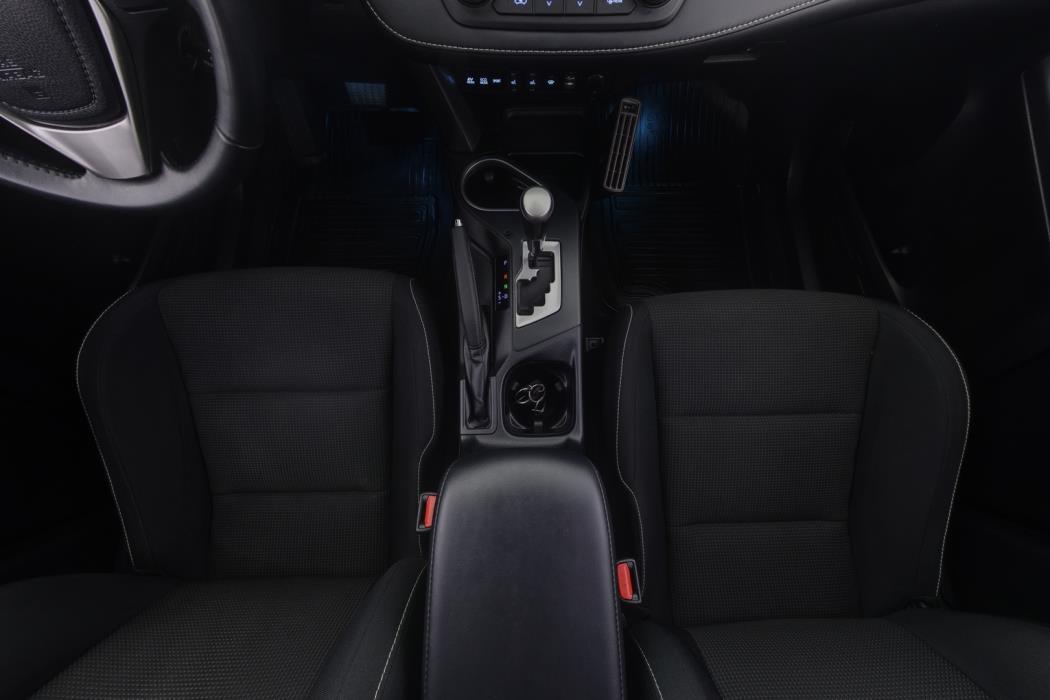 TOYOTA RAV4 2018