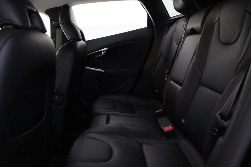 VOLVO V40 Cross Country 2017