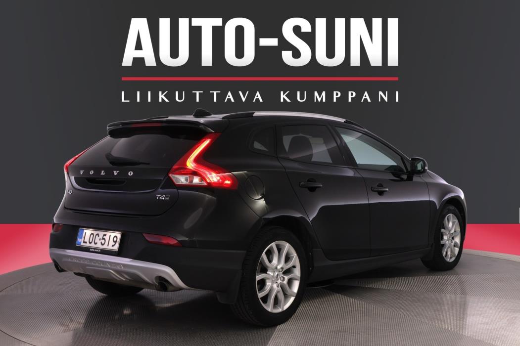 VOLVO V40 Cross Country 2017