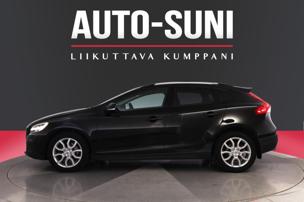 VOLVO V40 Cross Country 2017