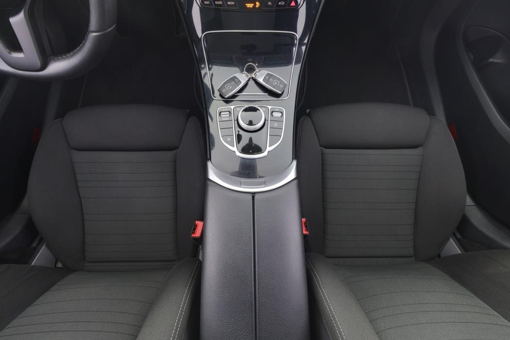 MERCEDES-BENZ C 2019