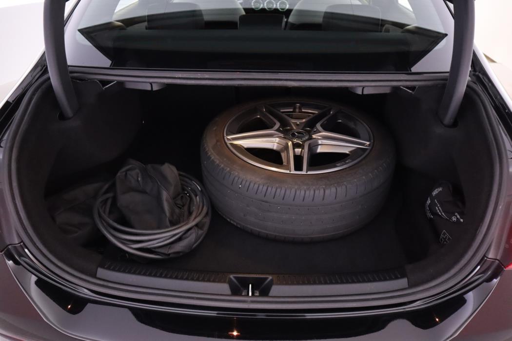 MERCEDES-BENZ A 2020