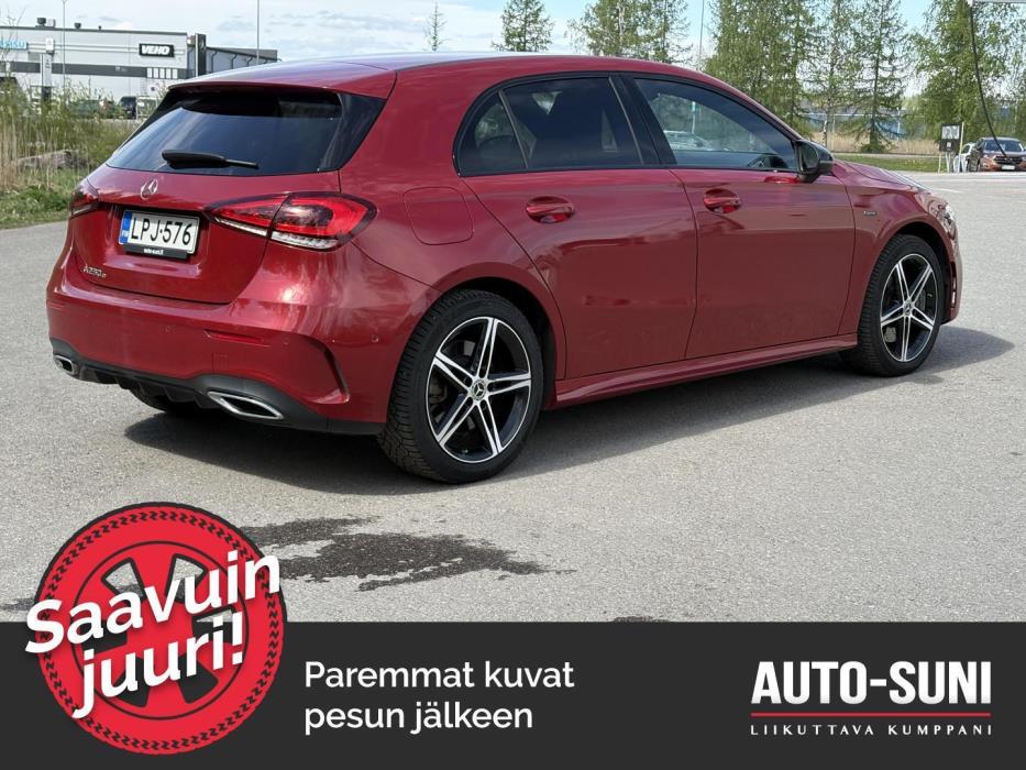 MERCEDES-BENZ A 2021