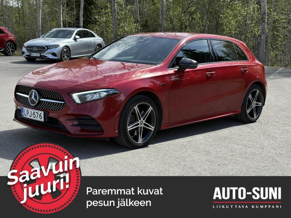MERCEDES-BENZ A 2021