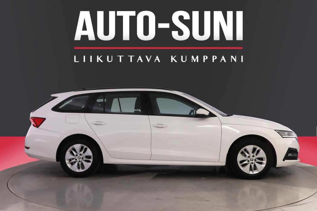 SKODA Octavia 2021