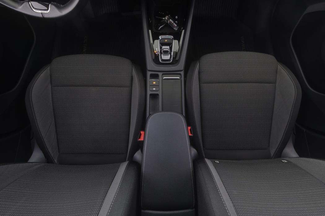 SKODA Octavia 2021