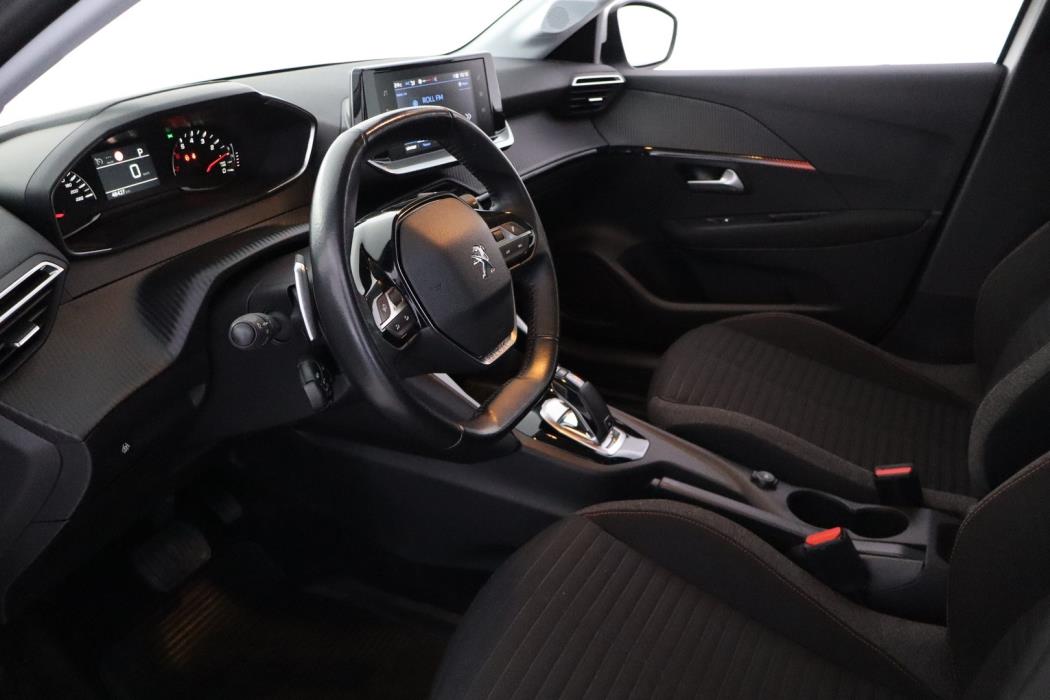 PEUGEOT 208 2020