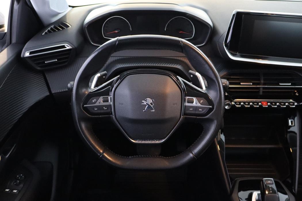 PEUGEOT 208 2020