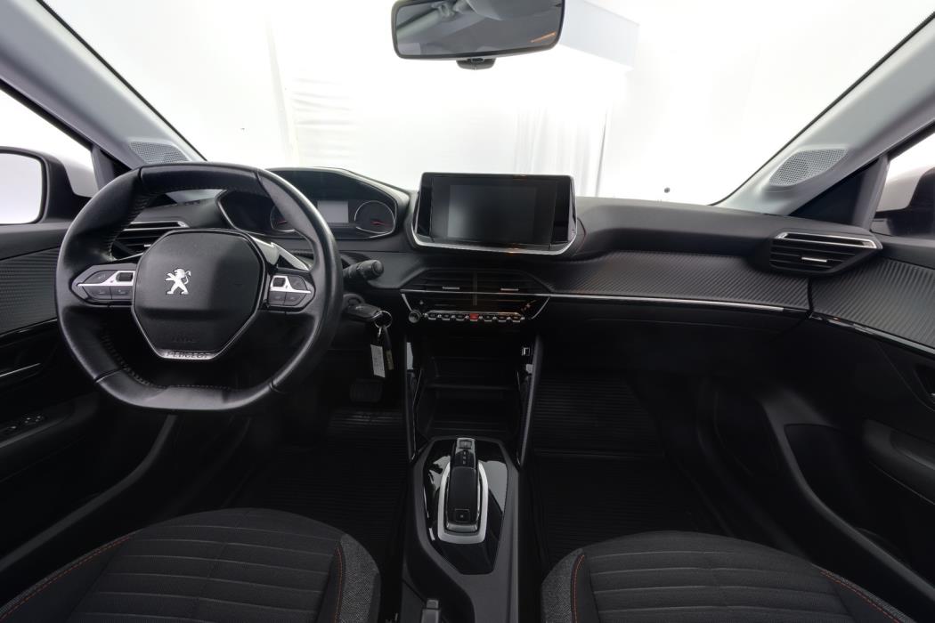 PEUGEOT 208 2020