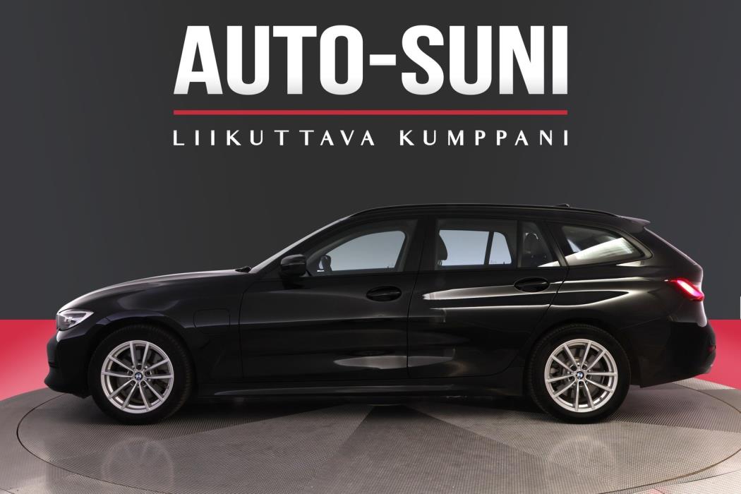 BMW 320 2021