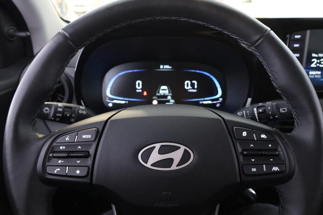 HYUNDAI i10 2025