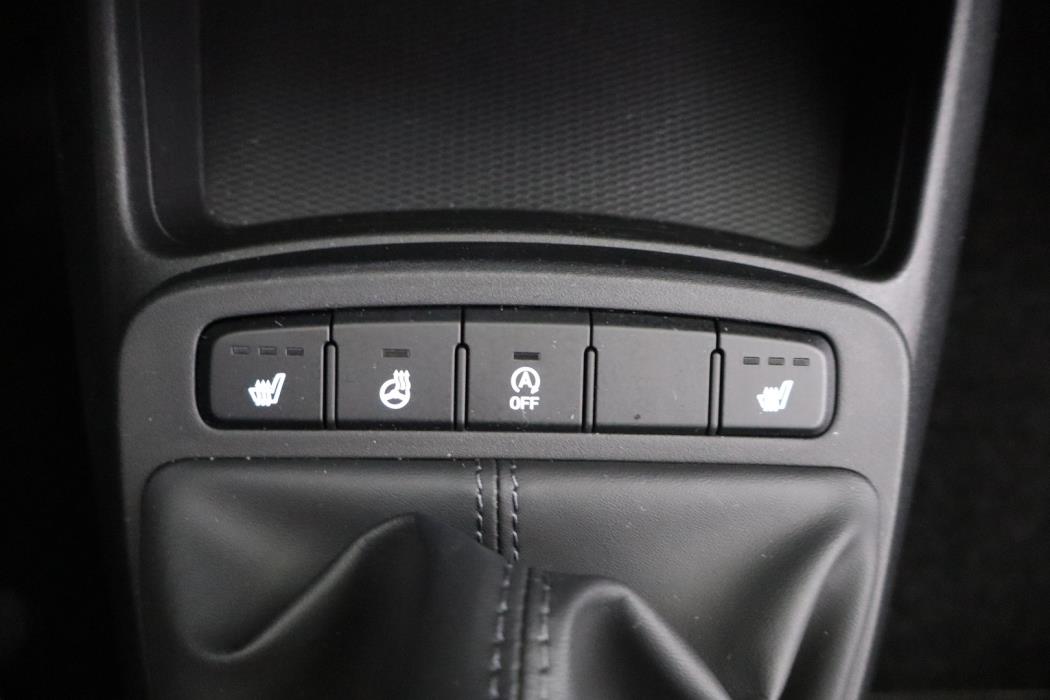 HYUNDAI i10 2025